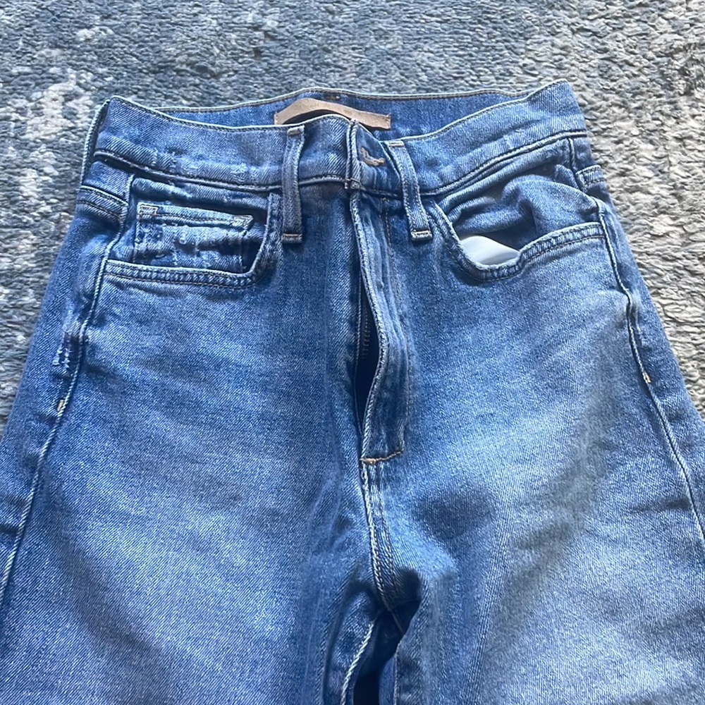 Jeans - Picture 2 of 3